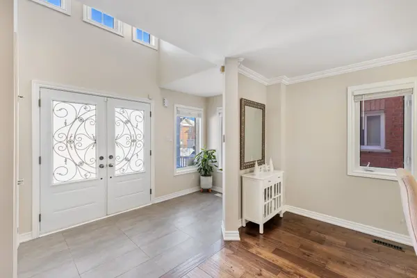 81 Farthingale CRES, Brampton, ON L7A 1W7