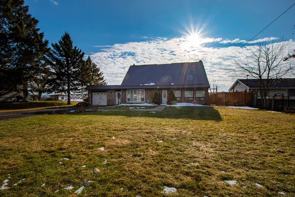 122 Fenelon DR, Kawartha Lakes, ON K0M 1G0