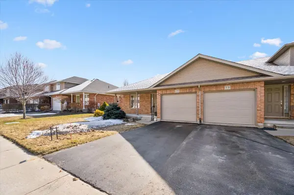 75 Patrick BLVD, Centre Wellington, ON N0B 1S0