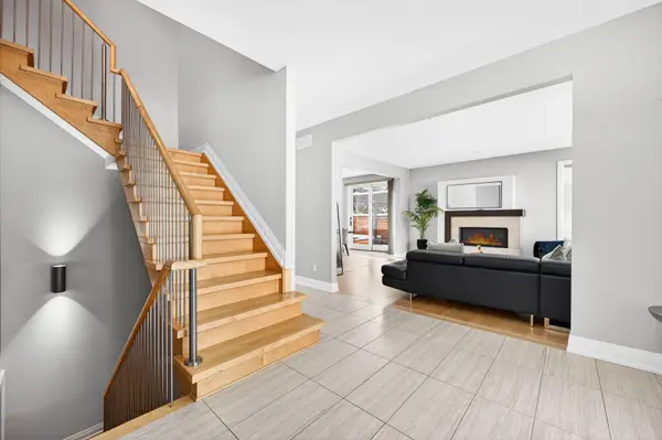 114 Rita AVE, Meadowlands - Crestview And Area, ON K2G 2H3