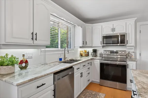 200 Kildeer LN, Selwyn, ON K0L 1T0