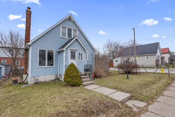 24 Terrence ST, London East, ON N5Z 1C1