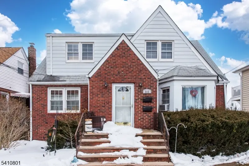 283 Malcolm Ave, Garfield City, NJ 07026