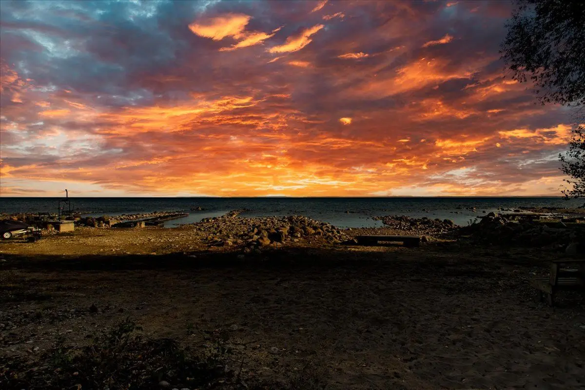 41 Glen RD, Collingwood, ON L9Y 0X2