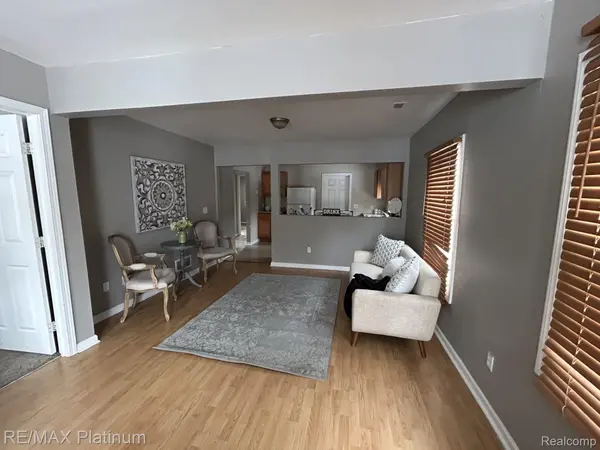 8573 PORTAGE LAKE BLVD, Dexter Township, MI 48169