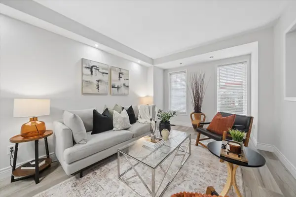 14 Oakins LN, Ajax, ON L1T 0H2