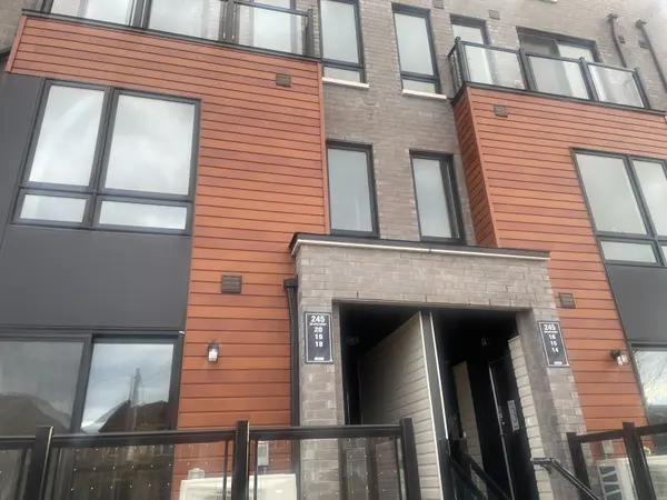 245 Mclevin AVE #19, Toronto E11, ON M1B 0E8