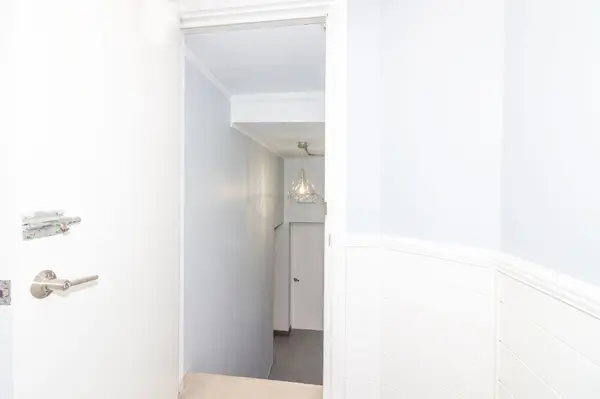 162 Longhouse ST, Vaughan, ON L4L 8E9