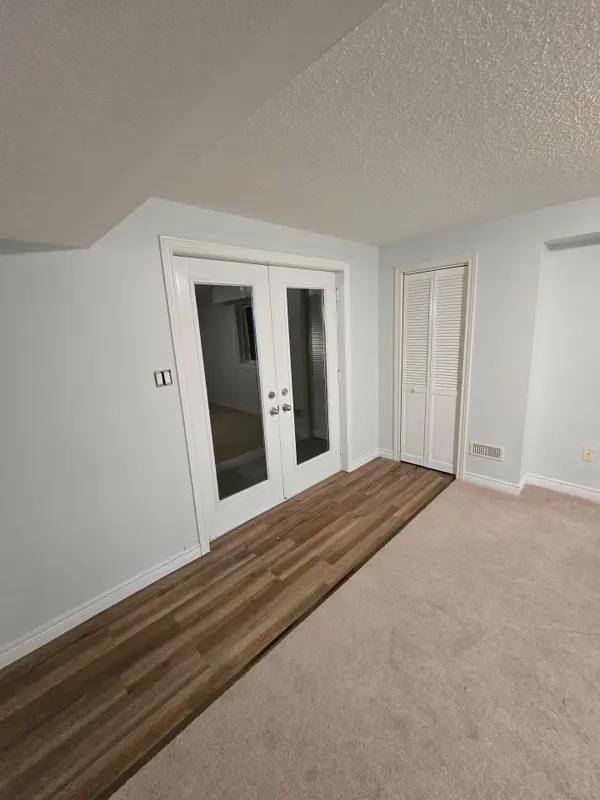 1339 Dallman ST #Basement, Innisfil, ON L0L 1W0