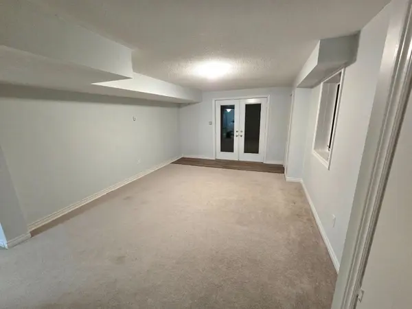 1339 Dallman ST #Basement, Innisfil, ON L0L 1W0