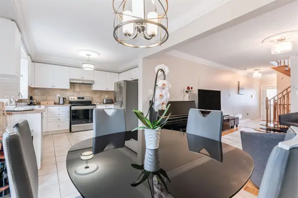 67 Dybal ST, Vaughan, ON L4H 2L2