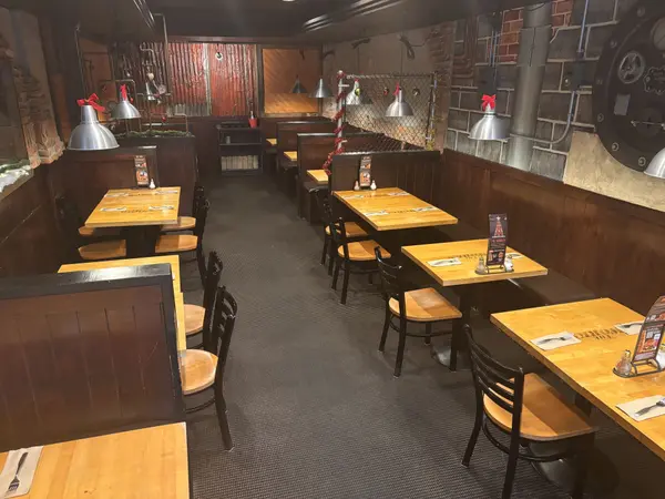 443 Brant ST, Burlington, ON L7R 2G3