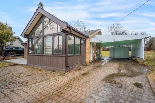 30 Lawrence CRES, Brampton, ON L6W 2P3