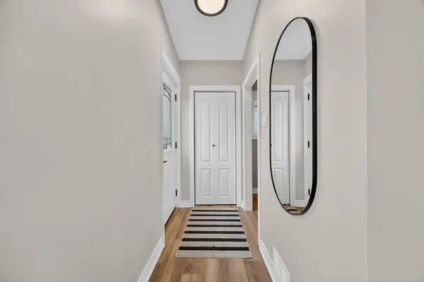 33 Wheatsheaf CRES, Toronto W05, ON M3N 1P7