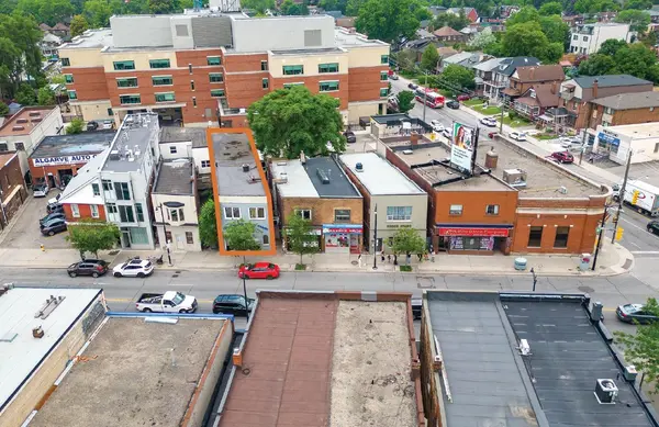 3339 Dundas ST W, Toronto W02, ON M6P 2A6