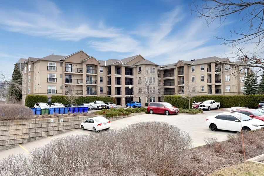 2045 Appleby Line #203, Burlington, ON L7L 7G9