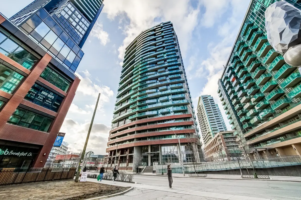 150 East Liberty ST #PH2, Toronto C01, ON M6K 3R5