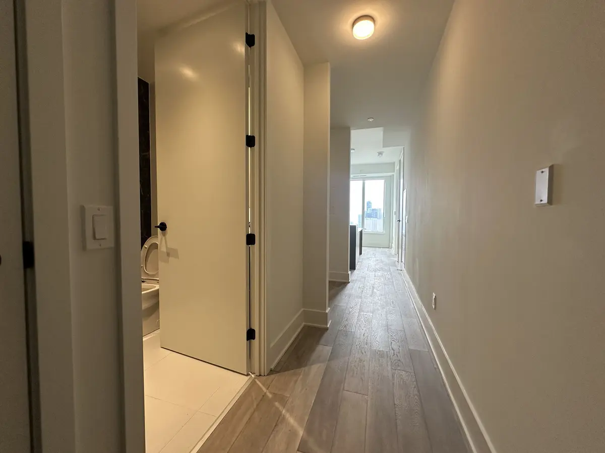 11 Yorkville AVE #4908, Toronto C02, ON M4W 0B7