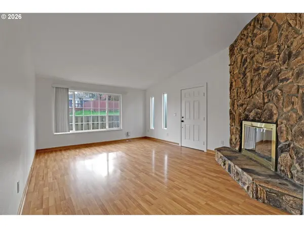 4703 SW POMONA ST, Portland, OR 97219