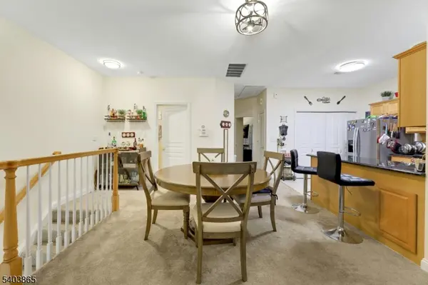 520 Victor St #8, Saddle Brook Twp., NJ 07663