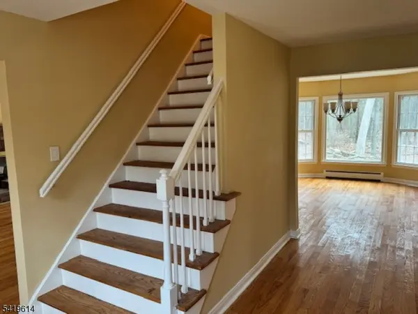 558 Westbrook Rd, Ringwood Boro, NJ 07456