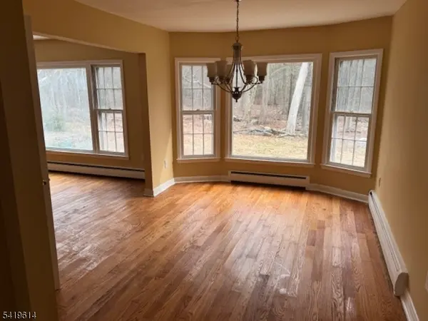 558 Westbrook Rd, Ringwood Boro, NJ 07456