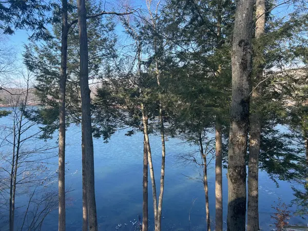 8770 N Island DR #22-23, Morton Twp, MI 49346