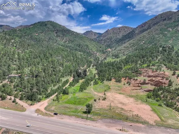 6085 Wellington RD, Cascade, CO 80809