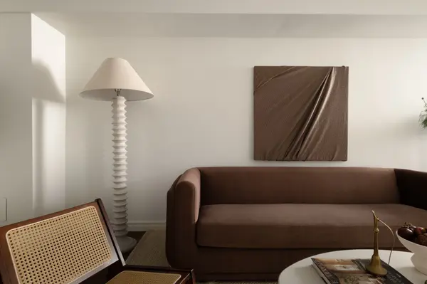 356 McRae DR #106, Toronto C11, ON M4G 4G4