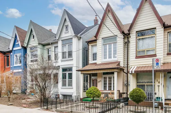 163 Beaconsfield AVE, Toronto C01, ON M6J 3J7