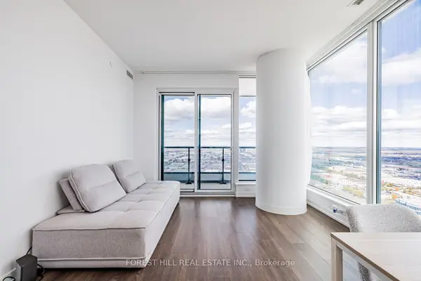 898 Portage Pkwy #4702, Vaughan, ON L4K 0J6