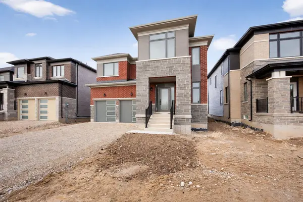 32 Legacy CIR, Wasaga Beach, ON L9Z 0M5