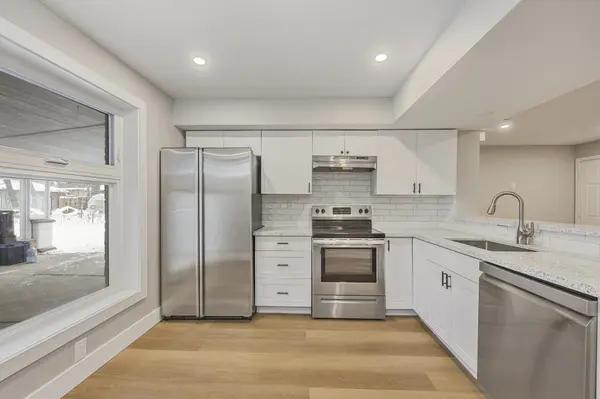 110 Codrington ST #Lower, Barrie, ON L4M 3T6