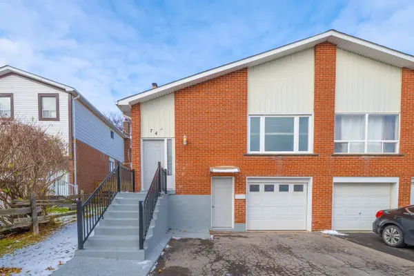 74 Radford DR, Brampton, ON L6V 2Y9