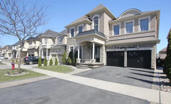 14 Ladbrook CRES, Brampton, ON L6X 5H6