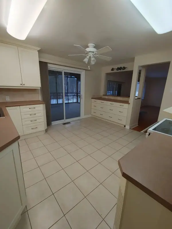 4918 LEITRIM RD #Unit A, Carlsbad Springs, ON K0A 1K0