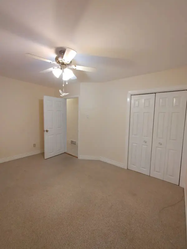 4918 LEITRIM RD #Unit A, Carlsbad Springs, ON K0A 1K0