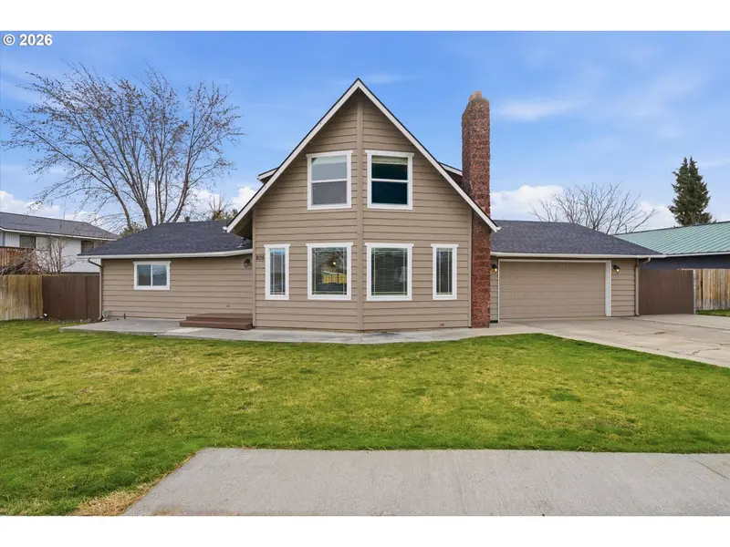 805 SW MT ADAMS AVE, Boardman, OR 97818