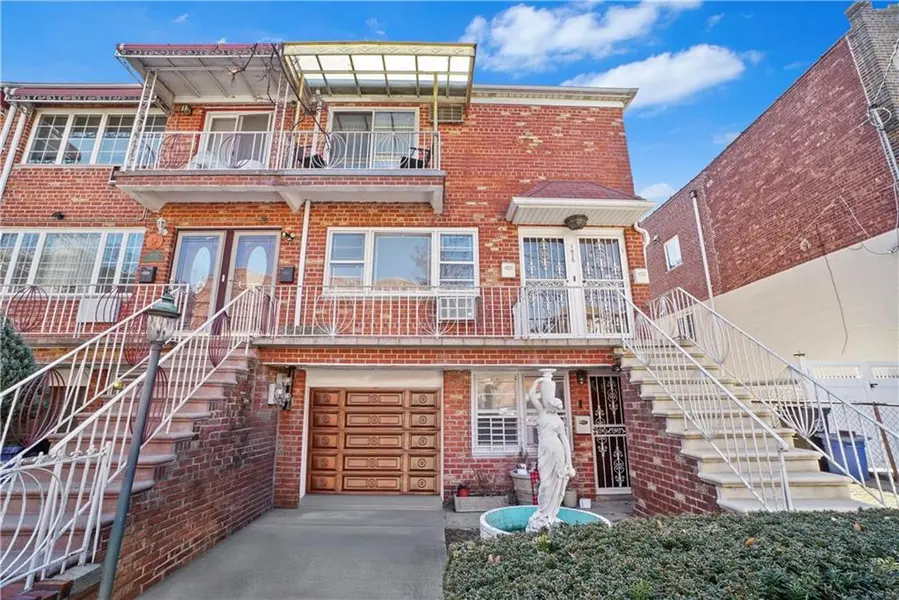 1476 72nd ST, Brooklyn, NY 11228
