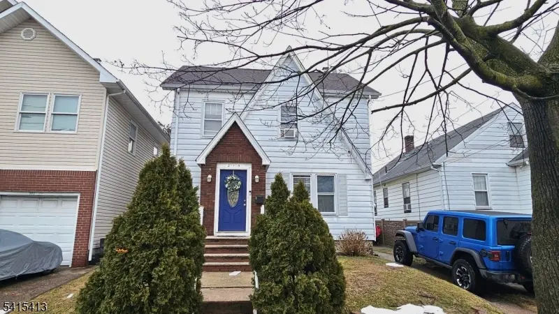 213 Vernon Ave, Paterson City, NJ 07503