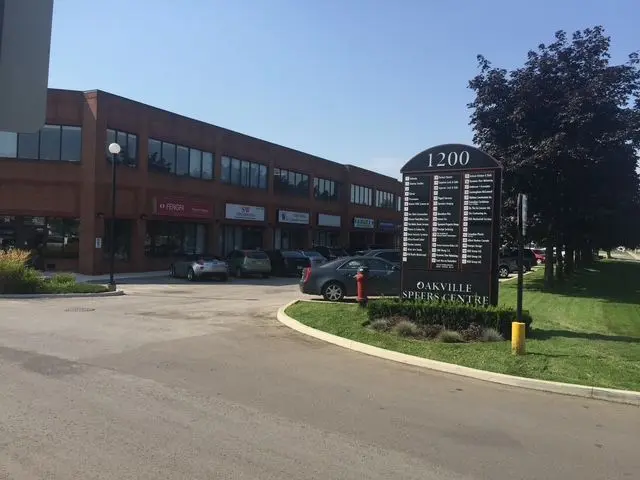 1200 Speers RD #32, Oakville, ON L6L 2X4