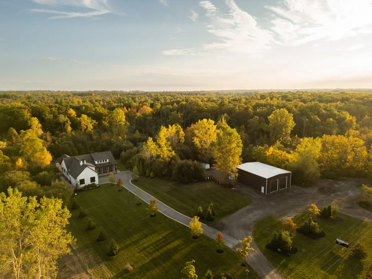 2439 Garrison RD, Fort Erie, ON L0S 1N0