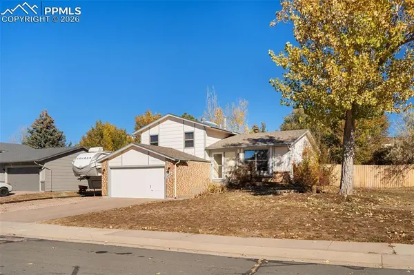 3550 Smokestone PL, Colorado Springs, CO 80920