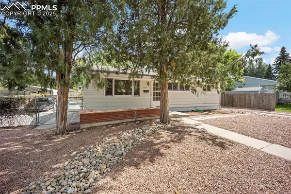 2035 Downing DR, Colorado Springs, CO 80909