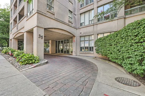 35 Merton ST #511, Toronto C10, ON M4S 3G4