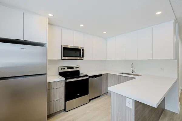 81 Ontario ST #4, Clarington, ON L1C 2S6