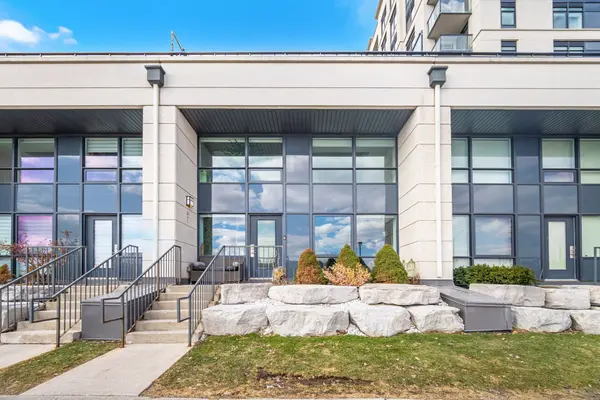 12 Woodstream BLVD #110, Vaughan, ON L4L 8C3