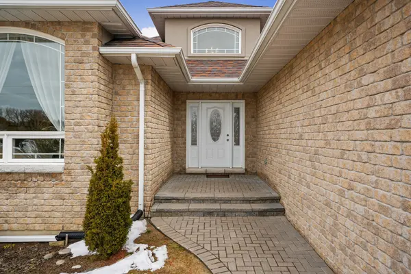 1151 Vernonville RD, Alnwick/haldimand, ON K0K 2G0