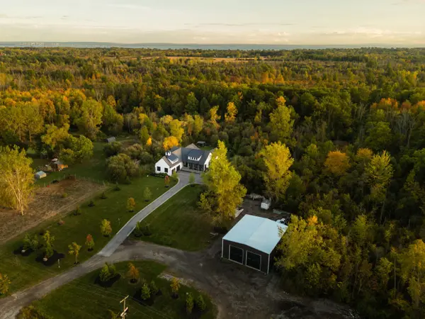 2439 Garrison RD, Fort Erie, ON L0S 1N0