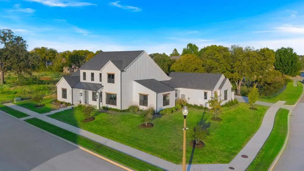 3309 Del Mar Drive, Denton, TX 76210